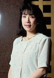 日本首相唯一女候选人：曾被早大、庆应同时录取，父母却让她放弃名校把学费留给弟弟（组图） - 7