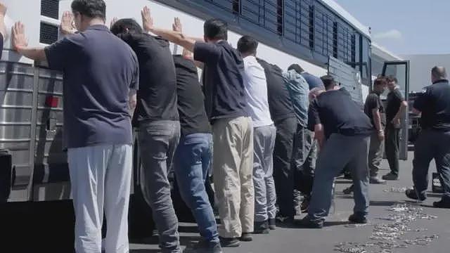 外媒:美国突袭现代车厂引发的恐慌和混乱(组图) - 1