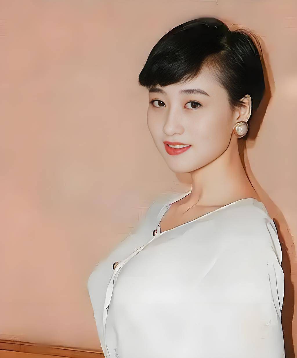 李连杰的前妻黄秋燕：2005年再婚，丈夫开小餐馆（组图） - 12
