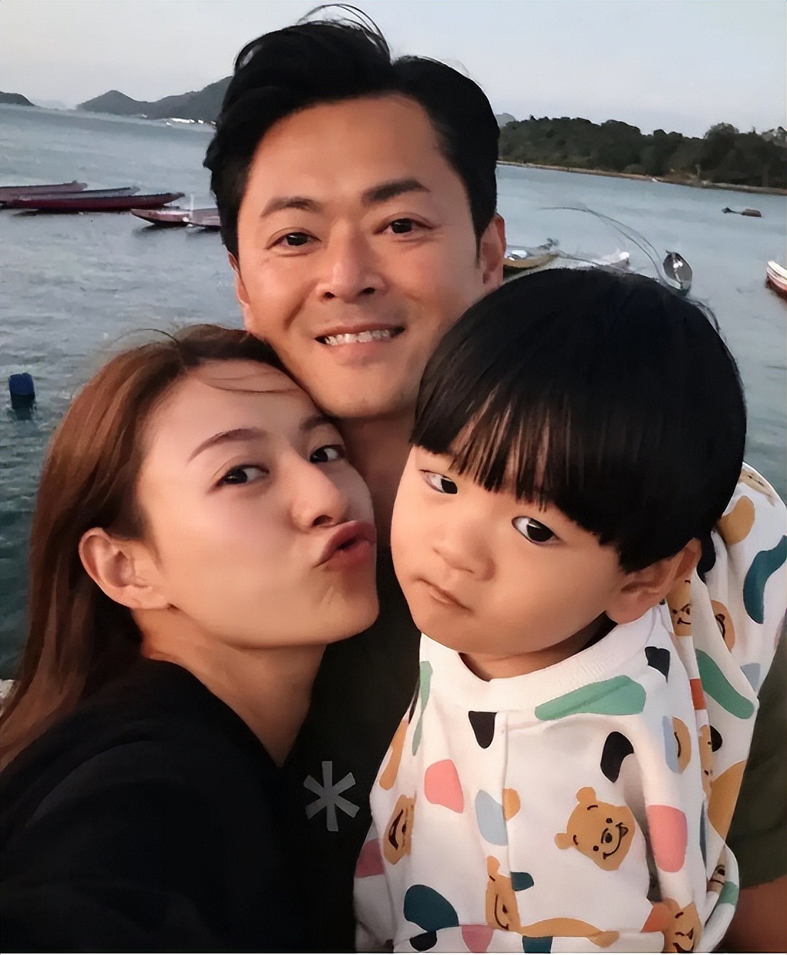 香港知名女星自曝曾被要求拔掉全部牙齿再出道,与公司打7年官司(组图) - 7