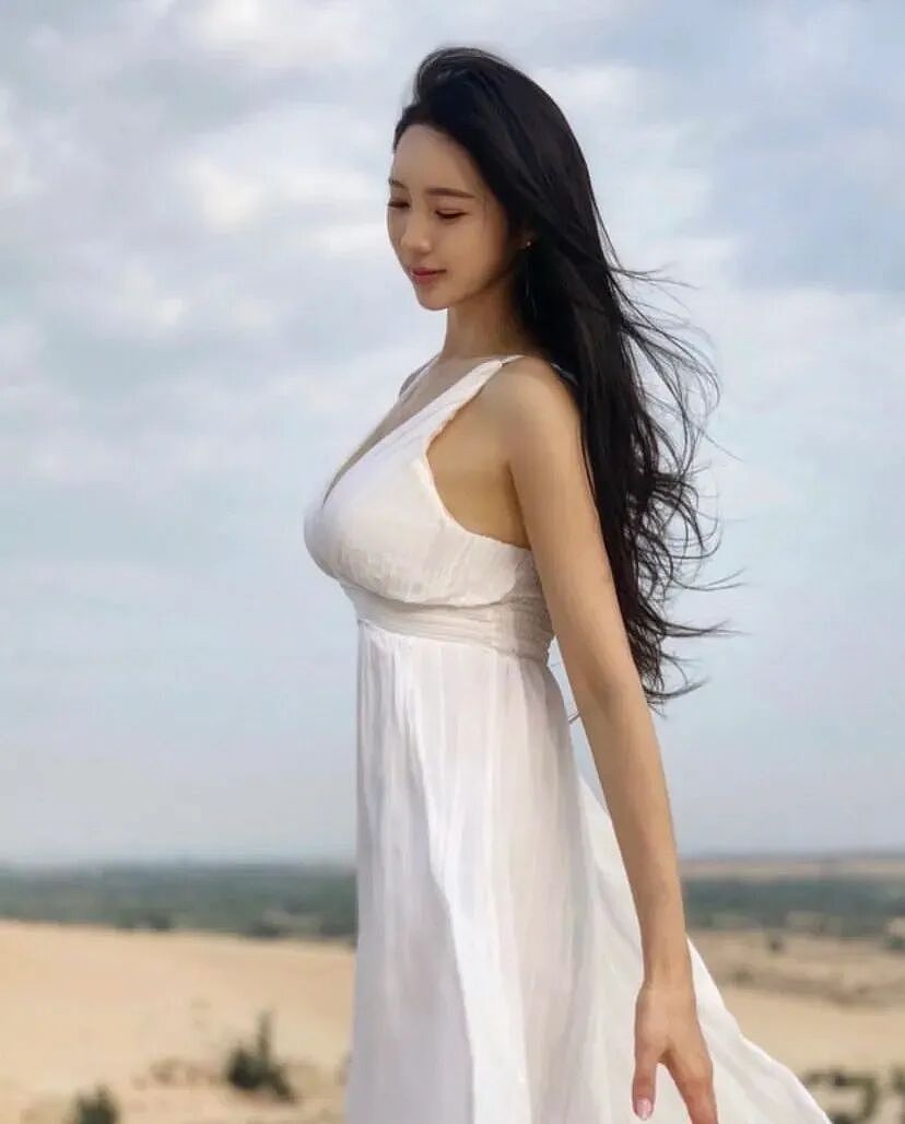 【美女】韩国绝世美腿,这肉体太可了,黑丝yyds(组图) - 14