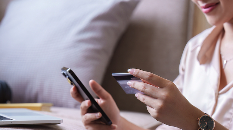 “天崩了！”澳华人刷屏！用了10年的返现平台倒闭！疯抢提钱，服务器瘫痪！（组图） - 4
