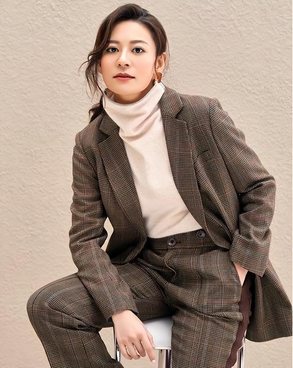 香港知名女星自曝曾被要求拔掉全部牙齿再出道,与公司打7年官司(组图) - 3