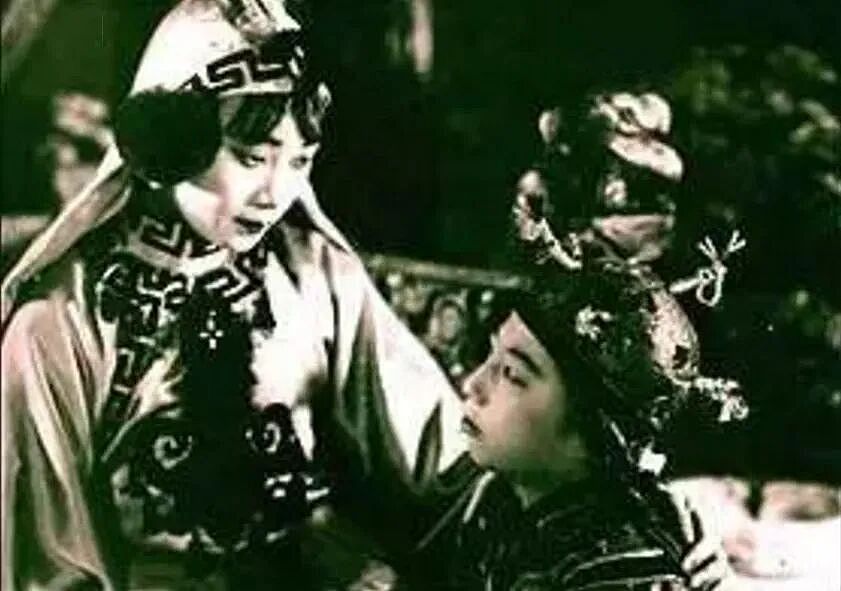 TVB知名女星去世！爸爸娶两个妻子，家族改变中国电影圈（组图） - 10