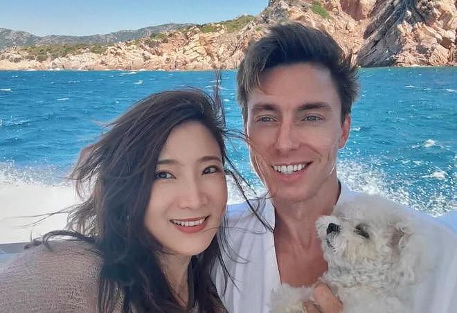 和陈赫离婚10年,许婧一张 大胆照,撕开那段婚姻最后的伪装(组图) - 2