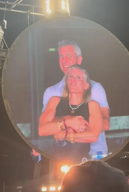 Coldplay演唱会“捉奸门”引爆全网！如今男方失业女方离婚，更多内幕曝光（视频/组图） - 11