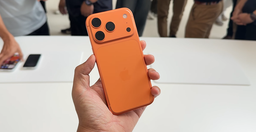 哭了！全新iPhone 17发布，加拿大版本取消这个关键功能，华人回国难用了（组图） - 11