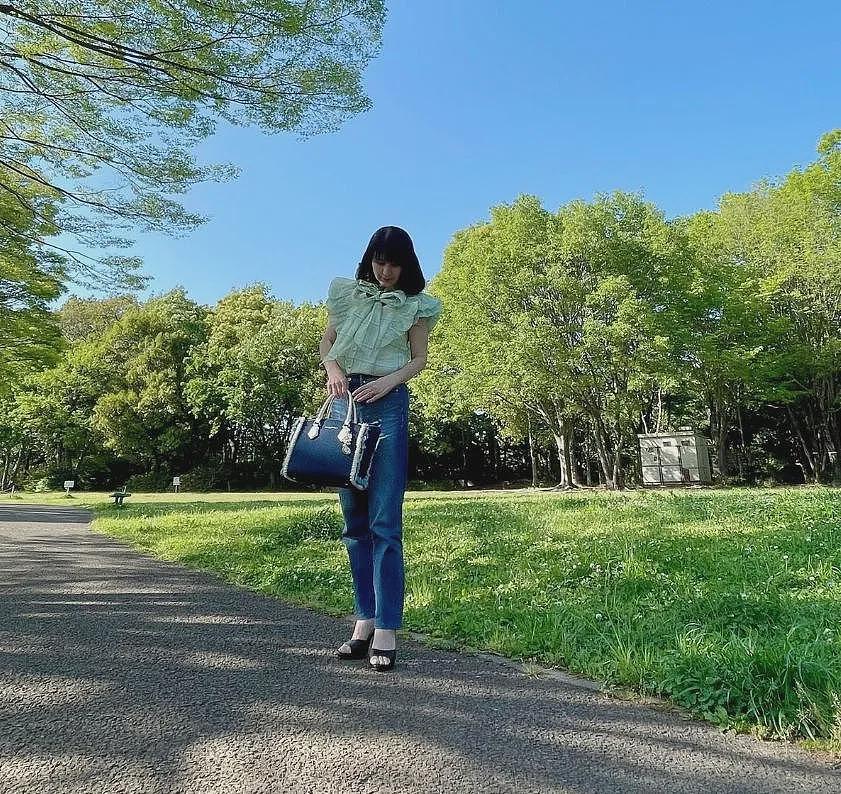 63岁嫁31岁，还甜蜜互称王子公主？她比婆婆还大6岁，不想婚后三年，婆婆很高兴（组图） - 4