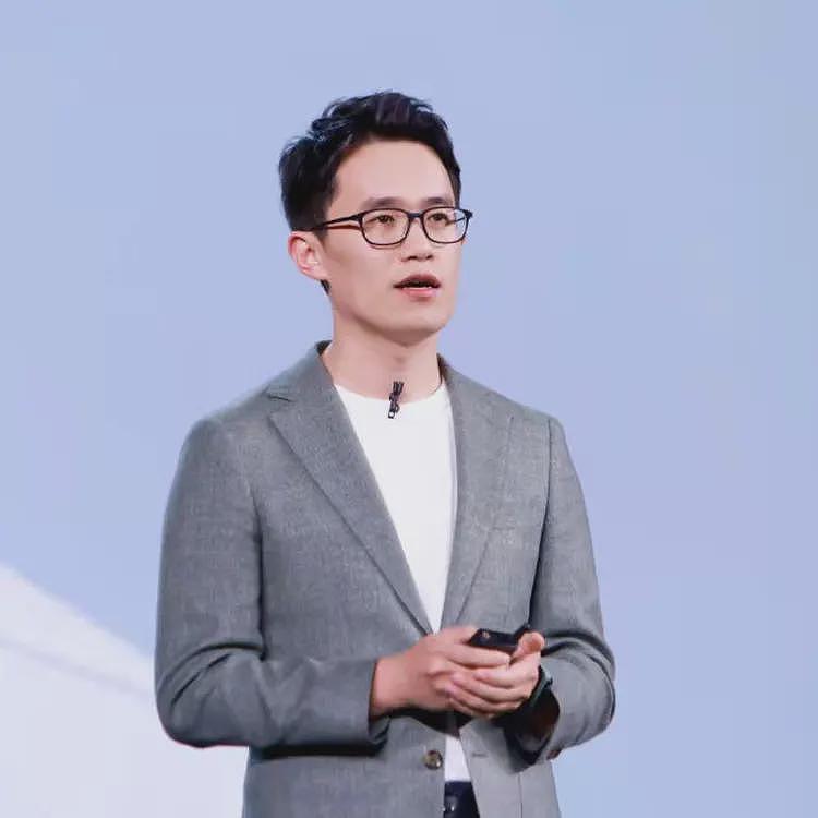 太现实了！王腾被华科大撤掉资料页面，粉丝呼吁他去魅族逆袭（组图） - 5
