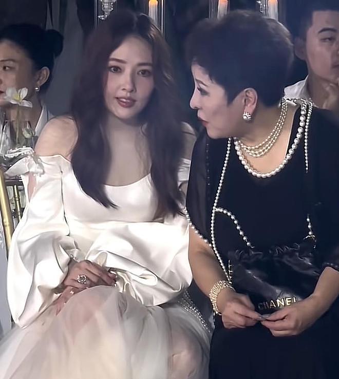 向太不想要男丁，两句话透露婆媳关系，原来郭碧婷拿捏向太有绝招（组图） - 15