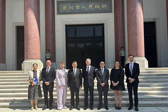 中国本周迎两大盛会 服贸会主宾国澳大利亚派出史上最大规模参展团 维州节能补贴每户百元 澳洲主权财富基金年回报率超12% - 7