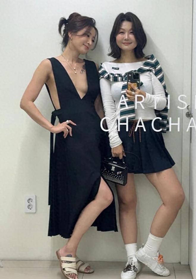 和陈赫离婚10年,许婧一张 大胆照,撕开那段婚姻最后的伪装(组图) - 1