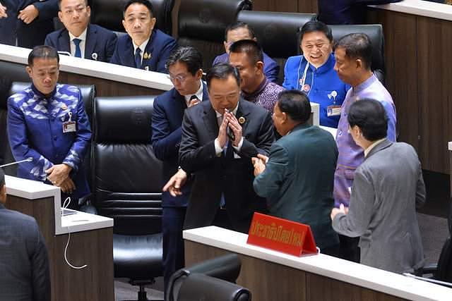 泰国前总理他信入狱，女总理下台，新总理上任，有什么幕后交易？（组图） - 6