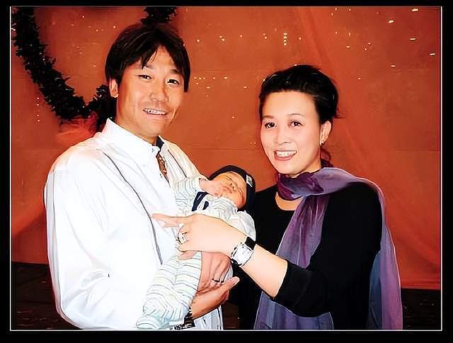 那英老公被曝出轨！跟女子举止亲密，那英多次维护男方成笑话（组图） - 17