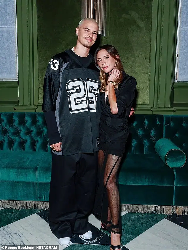狗血！贝克汉姆“小儿媳”登场！酷似贝嫂并联手对抗名媛大儿媳？夫妇俩狂夸成全家新宠儿…（组图） - 9