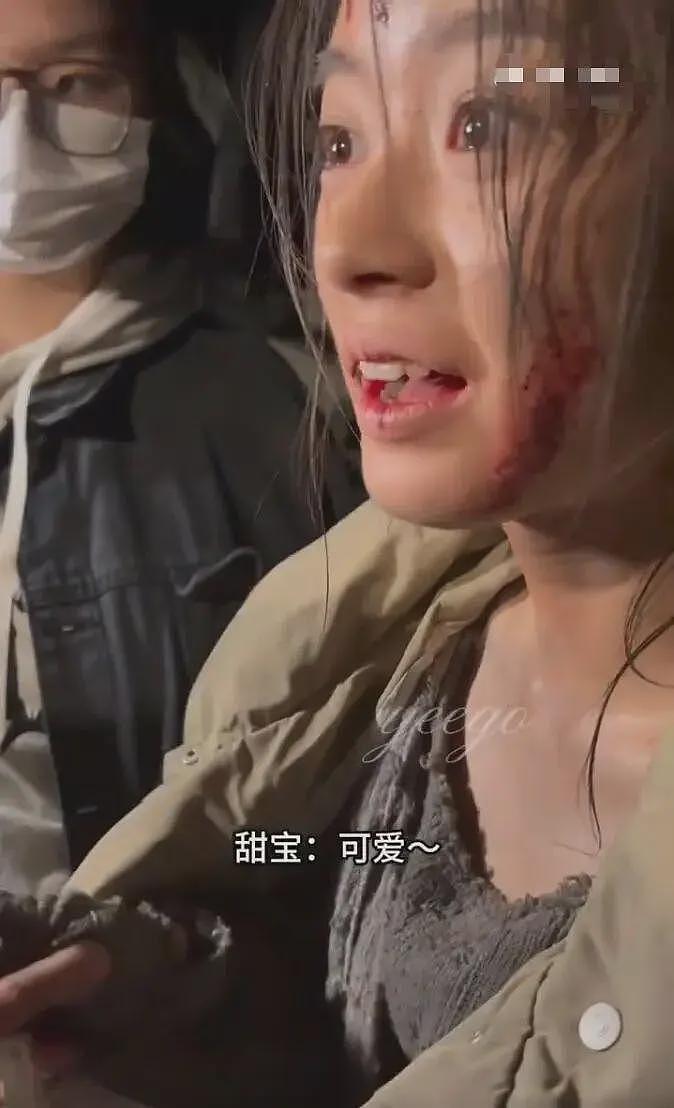 黄杨钿甜全面复出!参加中戏迎新晚会跳热舞,露马甲线引学生尖叫(组图) - 9