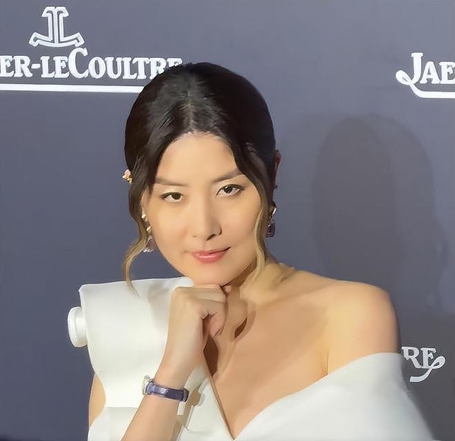上海这一夜，妖艳四射的章子怡和李沁，败给了笑不露齿的陈慧琳（组图） - 22