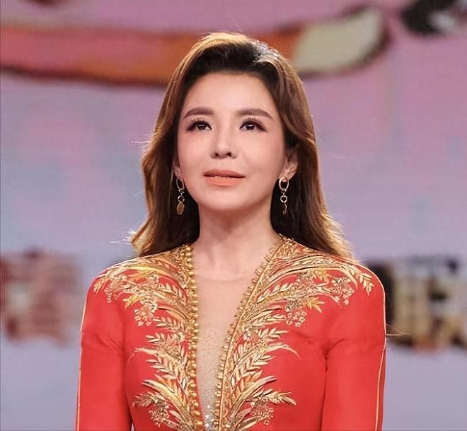 “央视当家花旦”朱迅：生命终将结束，何妨不大胆一点？（组图） - 21