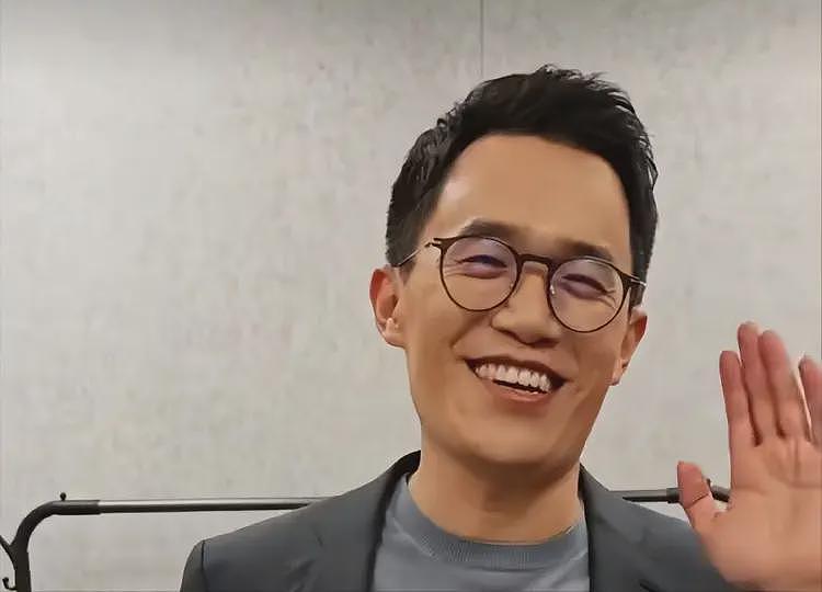 王腾否认出卖小米后续:更新履历,业内曝真实原因,大V力挺(组图) - 6