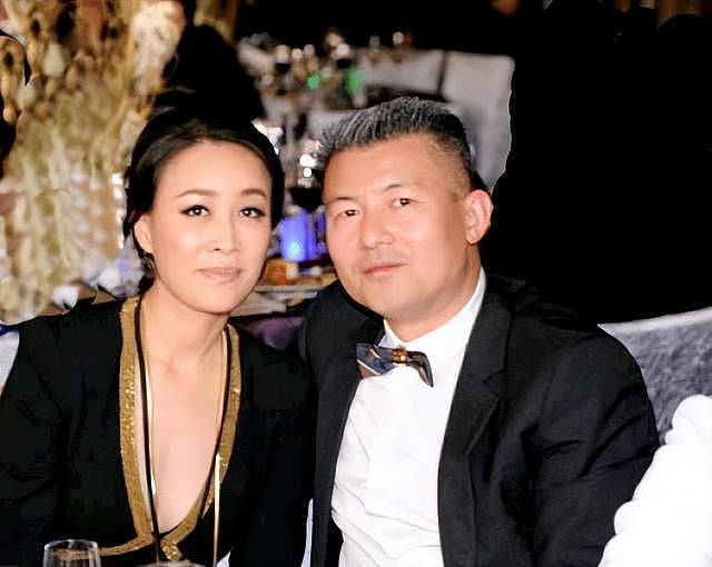 那英老公被曝出轨！跟女子举止亲密，那英多次维护男方成笑话（组图） - 6