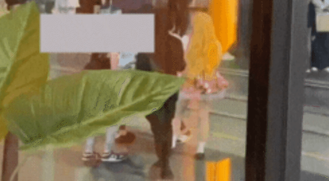 “我现在害怕出门！”澳华裔Coser闹市遭一群少女袭击！更多受害者现身（组图） - 1