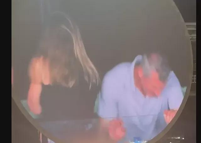 Coldplay演唱会“捉奸门”引爆全网！如今男方失业女方离婚，更多内幕曝光（视频/组图） - 5