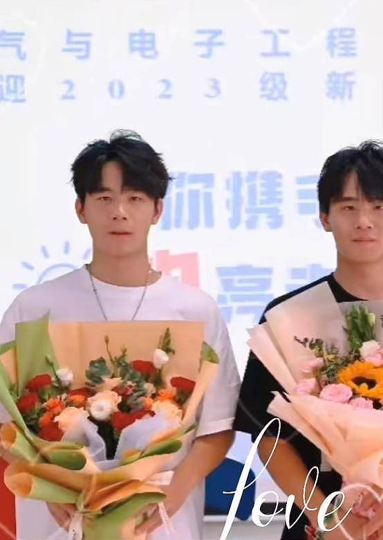 华中科技大学24岁研二学生吴穷去世，多次获奖学金，前后仅20多天（组图） - 5