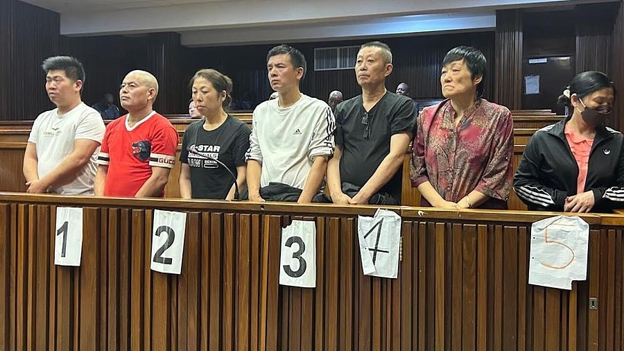 南非判处7名奴役劳工童工的中国“老板”20年徒刑（图） - 1