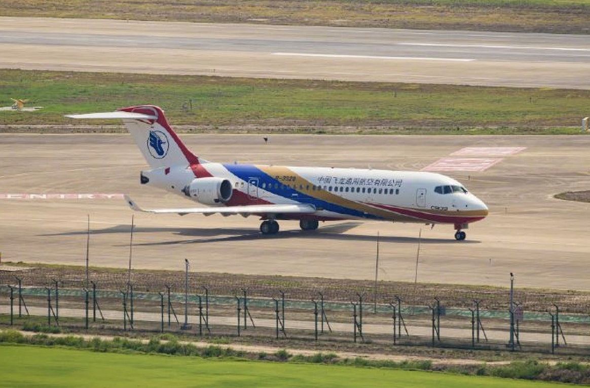 中国商飞交付首架C909医疗机：投入紧急救援、远程医疗和重症转运（组图） - 3