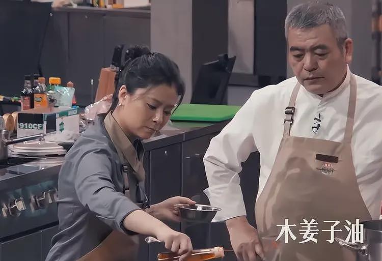 美食综艺用嫩肉粉的主厨社死，全网声讨丢了饭碗，谢霆锋也受牵连（组图） - 7