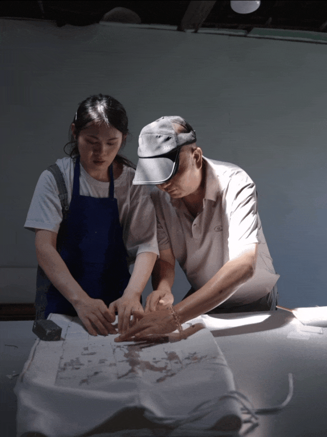 一位江西男生做的裙子，全球仅15件，女明星们抢着穿（组图） - 23
