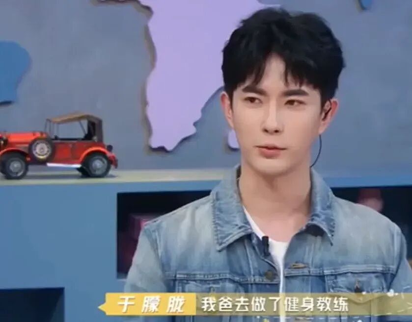 于朦胧确认坠楼身亡！原生家庭幸福父母恩爱，姥姥妈妈支持他事业（组图） - 22
