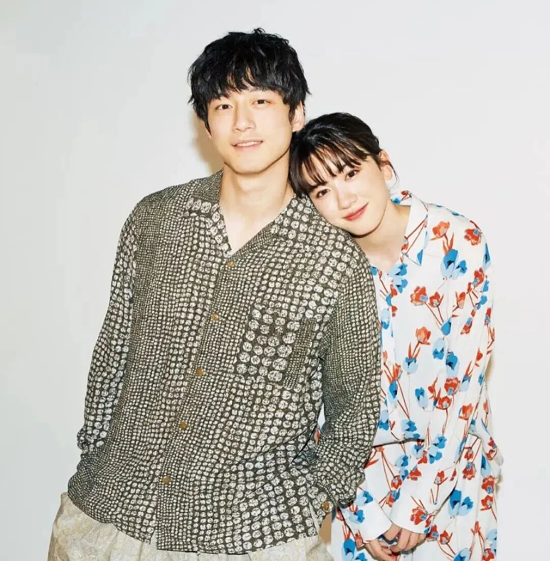 坂口健太郎被曝三角恋?与女友同居还和永野芽郁秘恋,回应引爆日网!(组图) - 23