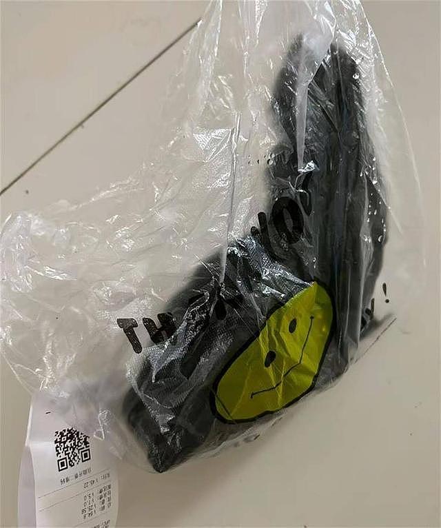 女子深夜遭男子尾随骚扰！她用普通话长沙话英文大声斥骂，男子灰溜溜地逃走（组图） - 5