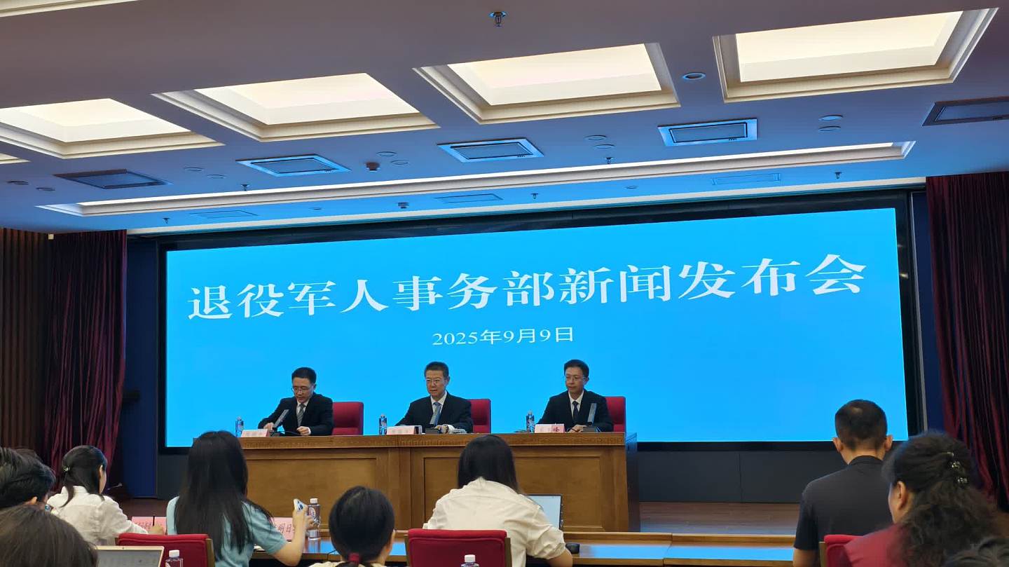 特朗普要求被拘留韩公民留下，致其归国程序中断（图） - 1
