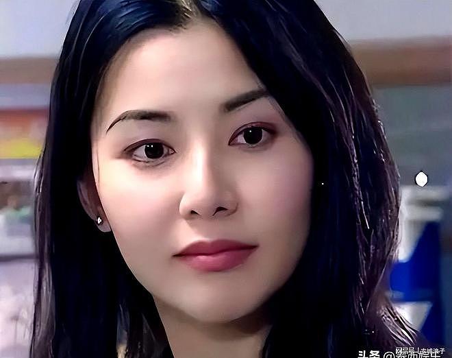 拍过三级片、惨遭闺蜜挖墙脚，38岁嫁大佬的蒙嘉慧，如今被宠成宝（组图） - 5