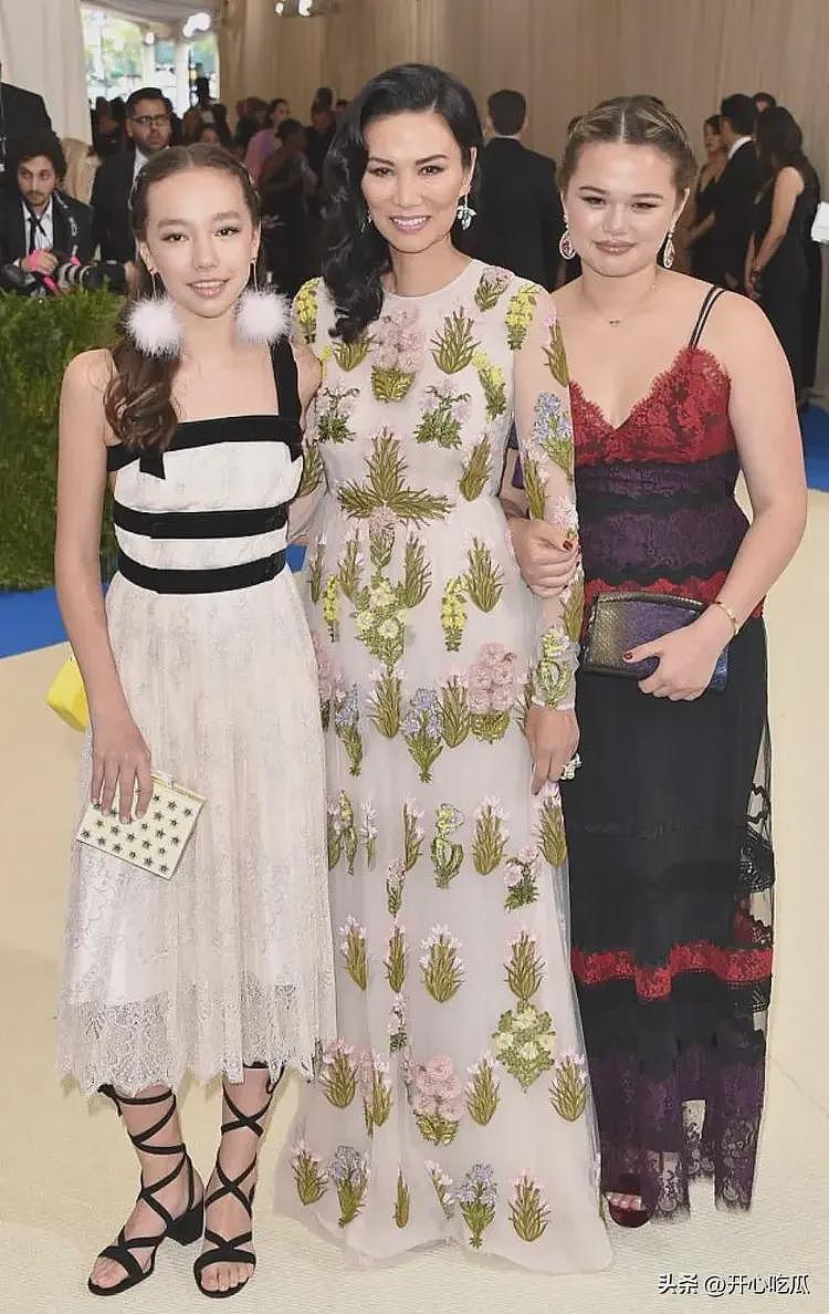 邓文迪两个女儿拿到160亿财产！默多克正式分家产，豪门太精彩了（组图） - 2