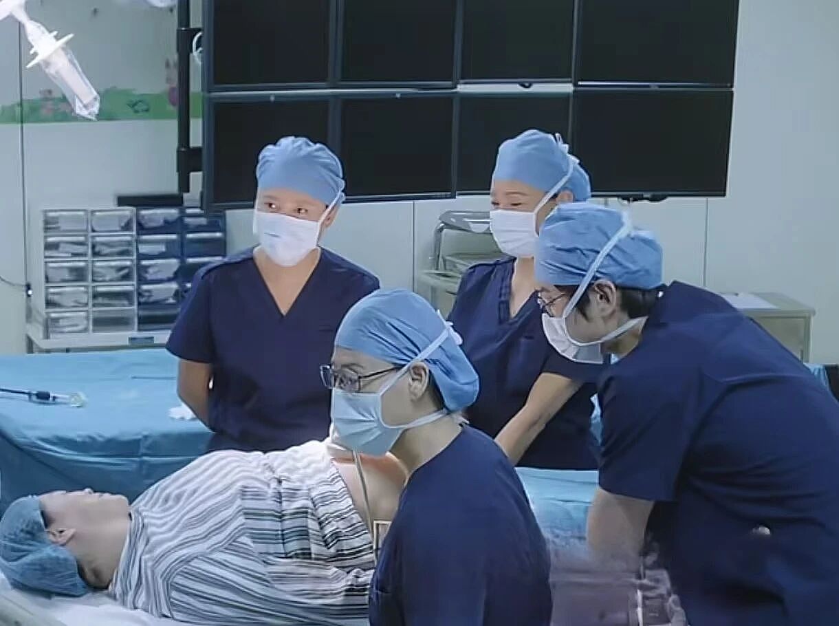 “只想要个孩子”的中年女性,挤满了医院辅助生殖科(组图) - 8