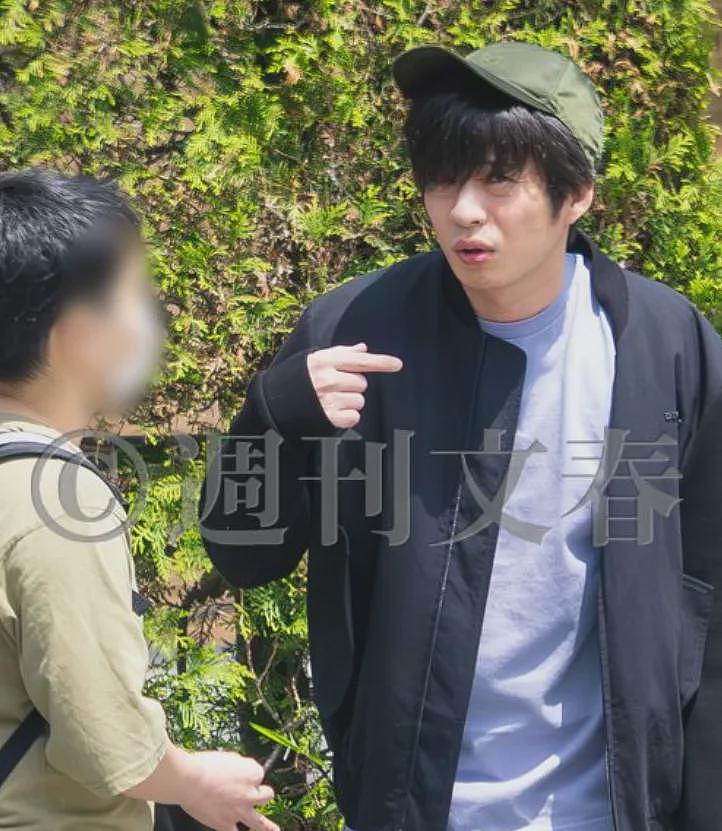 日本零差评国民男神一夜塌房:秘恋素人女友4年,出轨顶流女星3年!背后的人物关系比日剧还抓马(组图) - 26