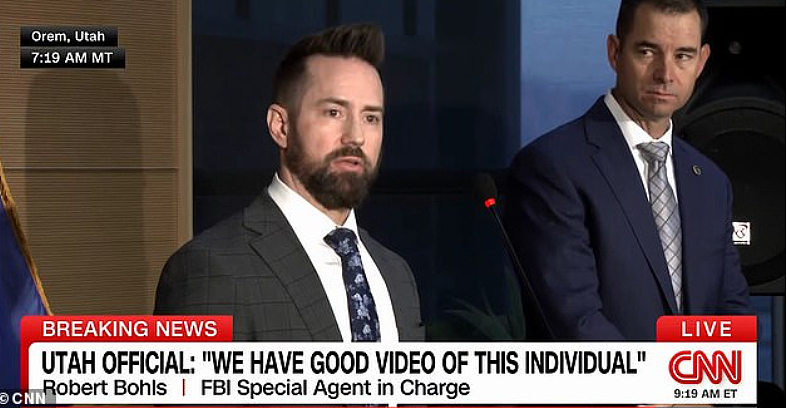 撕裂美国!FBI悬赏10万美金,公布嫌犯照片,子弹上刻的字震惊舆论(组图) - 11