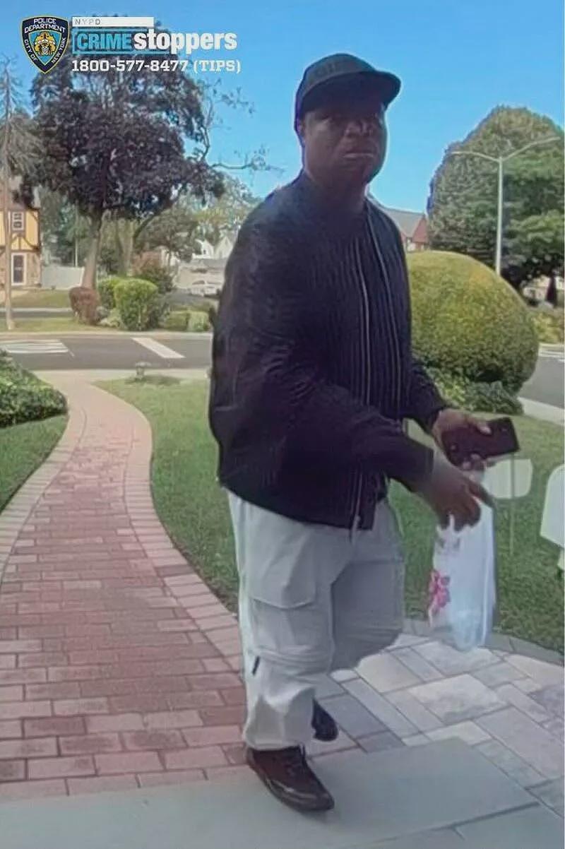 夫妇好心帮陌生男手机充电,惨被虐5小时活活烧死(图) - 1