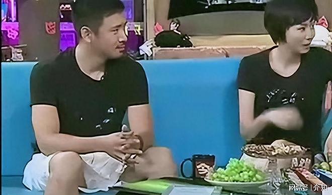 高鑫：结婚16年不做饭不洗碗，钱也交给妻子管，他才是人间清醒（组图） - 1