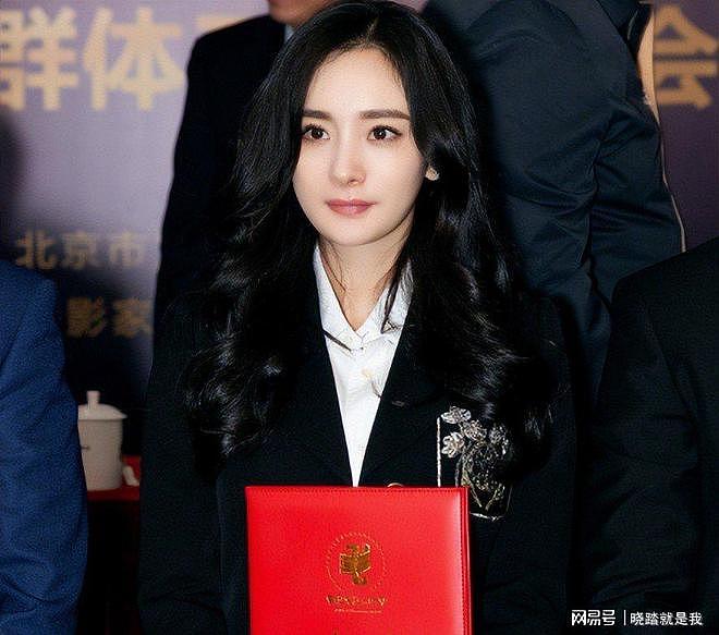 离婚7年后,高调宣布喜讯的杨幂,早已是刘恺威高攀不起的存在(组图) - 18