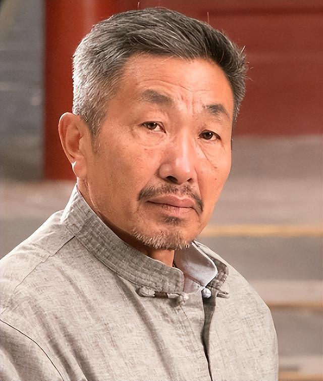 68岁老戏骨应聘保安被拒,原因曝光太扎心,给所有中老年人提了醒(组图) - 27
