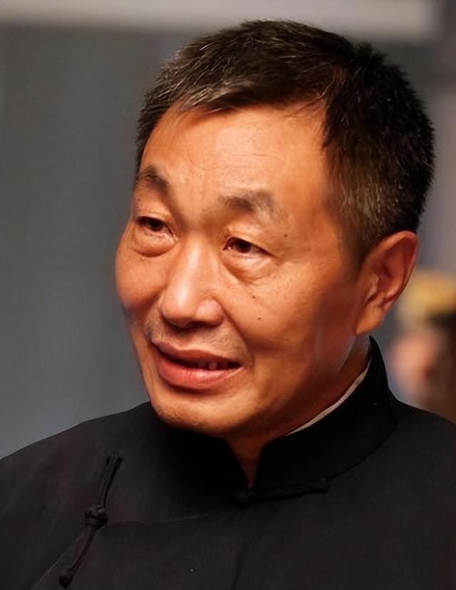 68岁老戏骨应聘保安被拒,原因曝光太扎心,给所有中老年人提了醒(组图) - 1