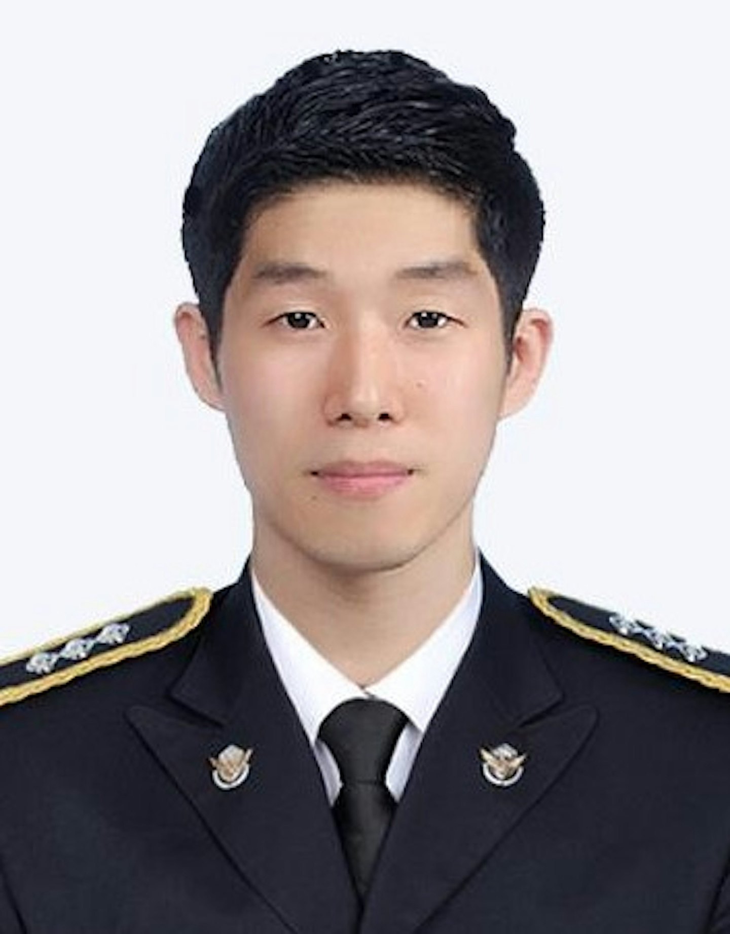 中国籍七旬翁受困滩涂，韩国海警队员搜救期间殉职（组图） - 1