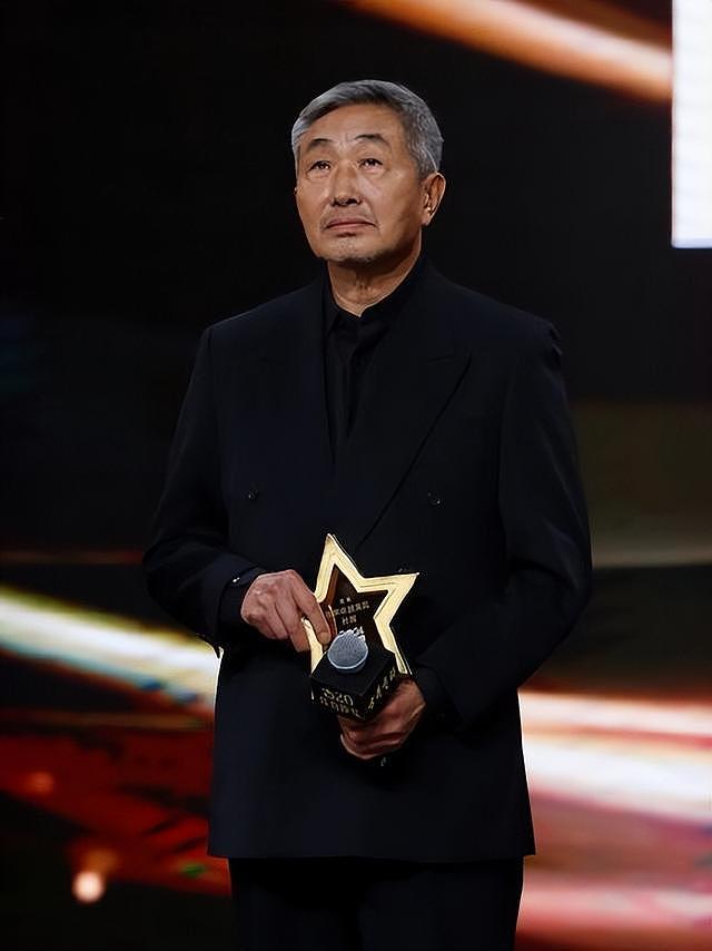 68岁老戏骨应聘保安被拒,原因曝光太扎心,给所有中老年人提了醒(组图) - 10