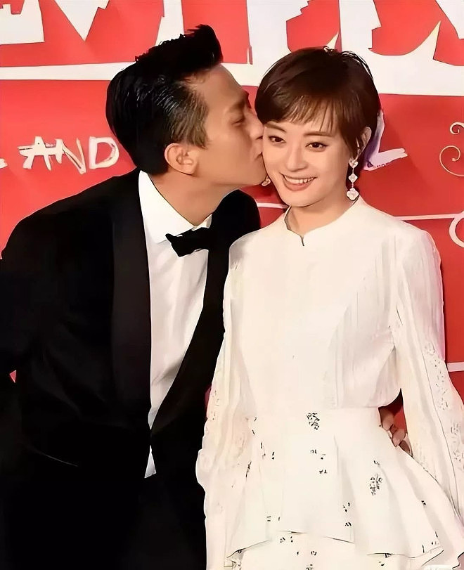 曝内娱模范夫妻男方出轨，邓超成怀疑对象，孙俪曾发文说婚姻再见（组图） - 6