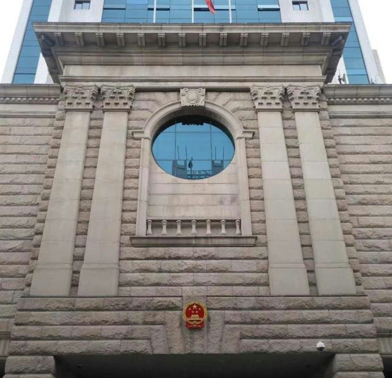 海底捞“锅底内小便”判决出炉！两少年及其父母要赔220万元（视频/组图） - 3