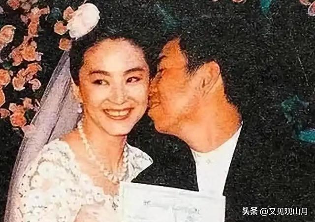 被丑男“糟蹋的”6位女明星，个个如花似玉，却鲜花插在牛粪上（组图） - 9